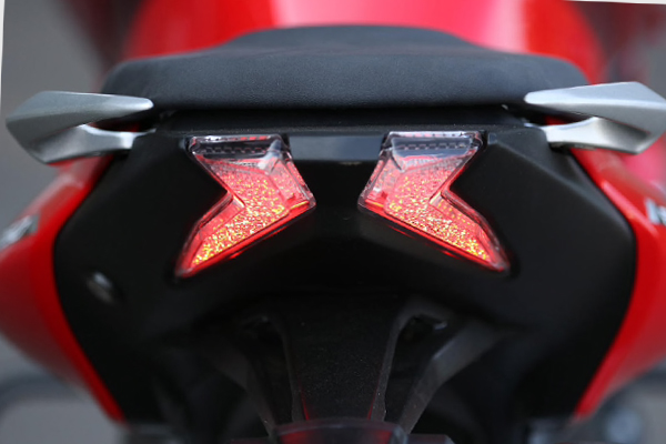 pulsar f250 crystal led tail lamp